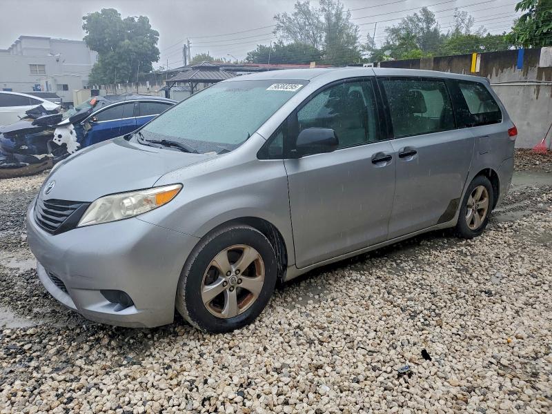 Photo 1 from auction – 2011 TOYOTA SIENNA with VIN 5TDZK3DC8BS127084