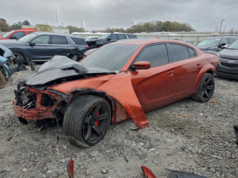 DODGE CHARGER R/ 2020 with VIN 2C3CDXCTXLH194654 - Photo from auction
