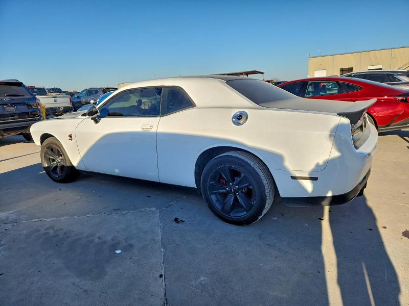 Photo 2 from auction – 2018 DODGE CHALLENGER with VIN 2C3CDZAG6JH245839