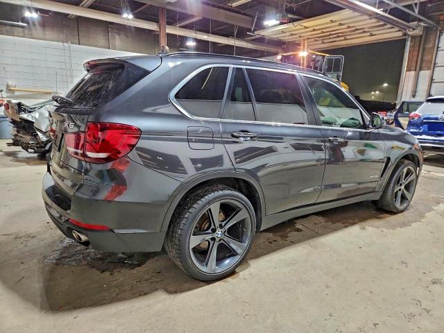 Photo 3 from auction – 2014 BMW X5 XDRIVE3 with VIN 5UXKS4C52E0J96711