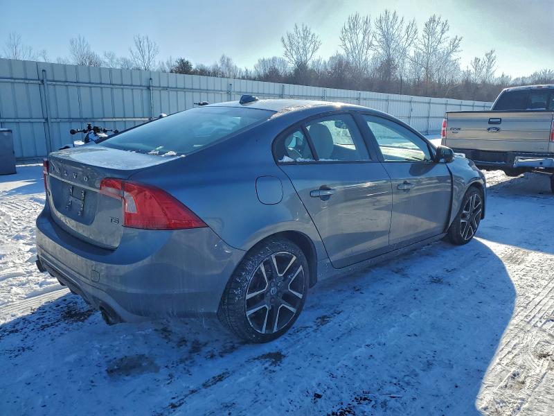 Photo 3 from auction – 2018 VOLVO S60 DYNAMI with VIN YV126MFL5J2452803