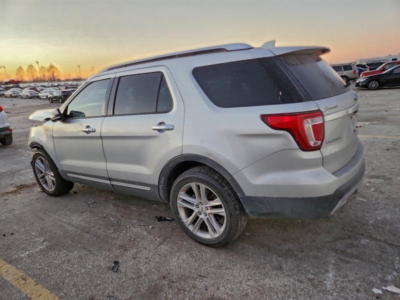 Photo 2 from auction – 2017 FORD EXPLORER L with VIN 1FM5K8F8XHGB06286