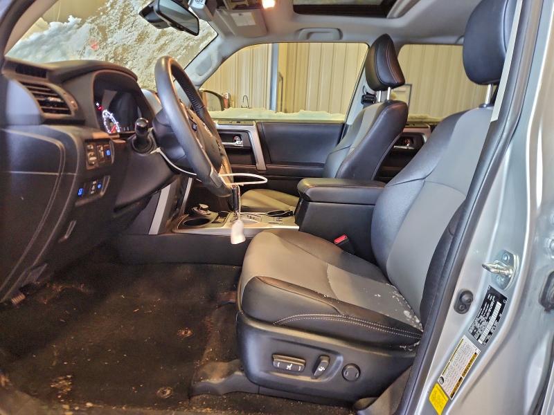 Photo 7 from auction – 2022 TOYOTA 4RUNNER SR with VIN JTENU5JR1N6004255