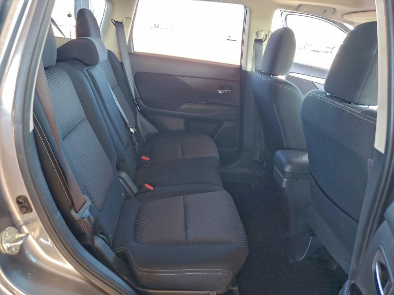 Photo 11 from auction – 2017 MITSUBISHI OUTLANDER with VIN JA4AD3A33HZ040724