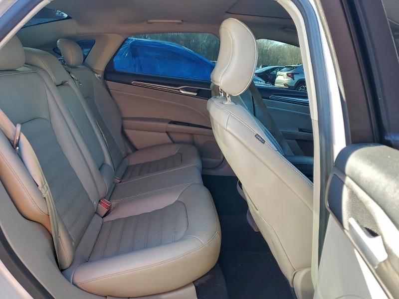 Photo 10 from auction – 2017 FORD FUSION with VIN 3FA6P0HD3HR142891