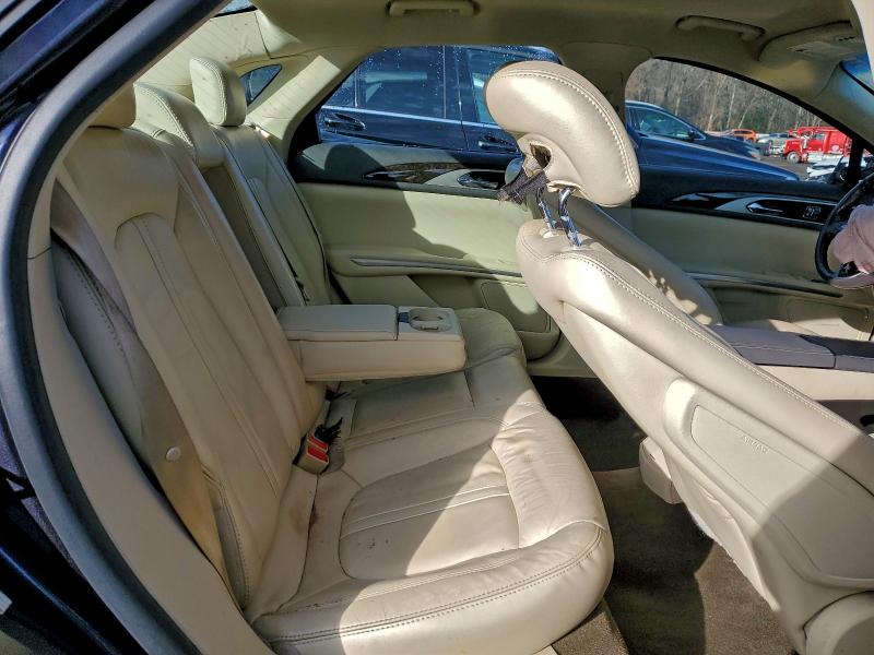 Photo 10 from auction – 2014 LINCOLN MKZ with VIN 3LN6L2LU4ER802999