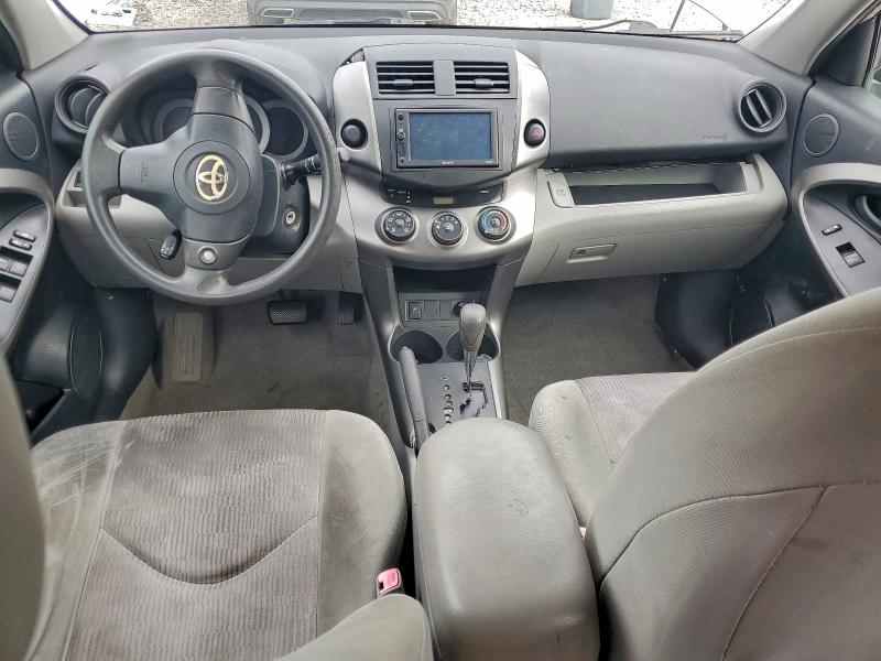 Photo 8 from auction – 2011 TOYOTA RAV4 with VIN JTMZF4DV0BD030971