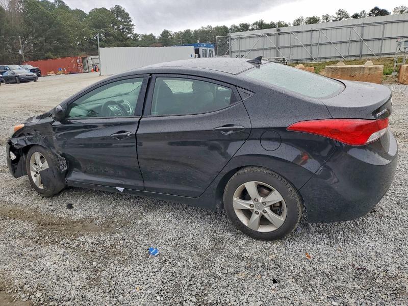 Photo 2 from auction – 2012 HYUNDAI ELANTRA with VIN 5NPDH4AE5CH095416