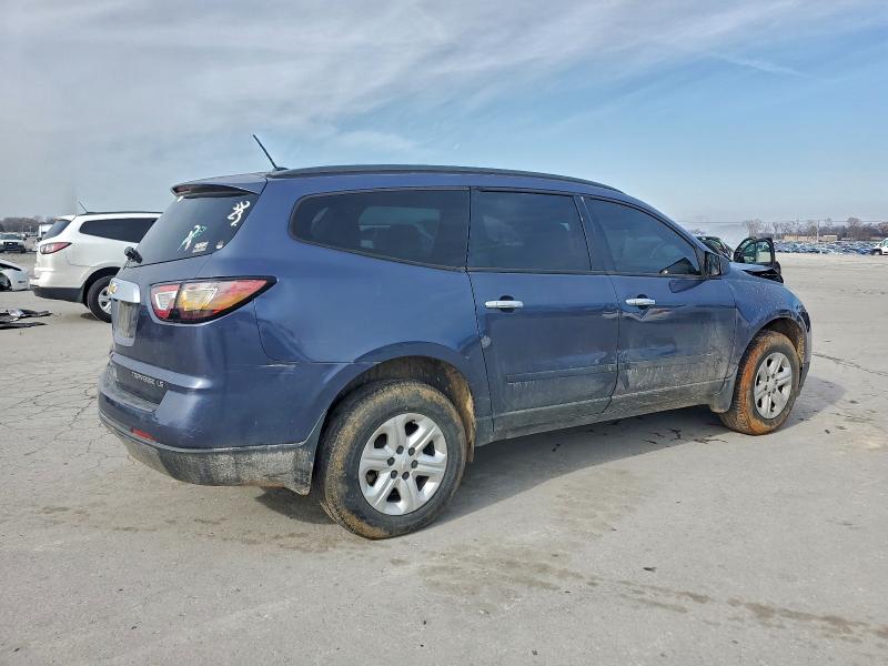 Photo 3 from auction – 2014 CHEVROLET TRAVERSE L with VIN 1GNKRFED1EJ303035