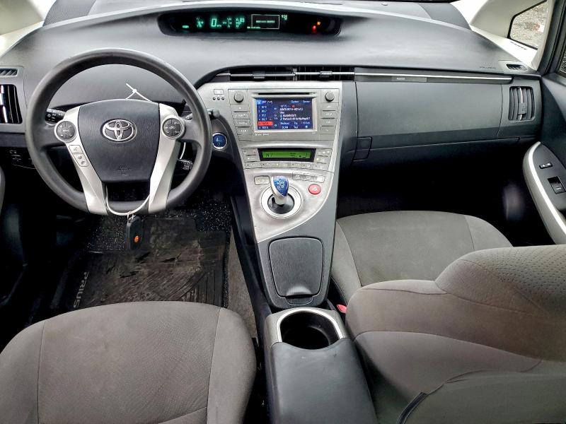 Photo 8 from auction – 2013 TOYOTA PRIUS with VIN JTDKN3DU4D5687646