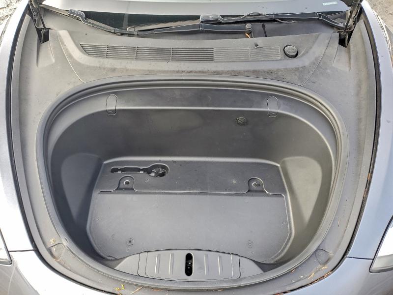 Photo 11 from auction – 2019 TESLA MODEL 3 with VIN 5YJ3E1EB4KF477369