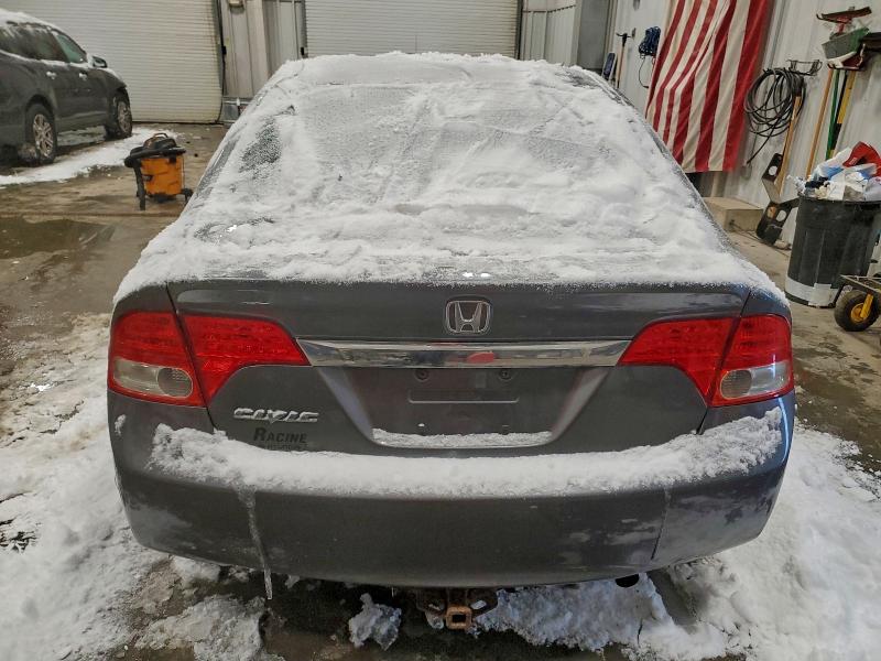 Zdjęcie 6 z aukcji – 2010 HONDA CIVIC 4D z VIN 19XFA1F88AE003604