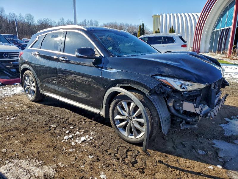 Photo 4 from auction – 2021 INFINITI QX50 LUXE with VIN 3PCAJ5BB6MF108885