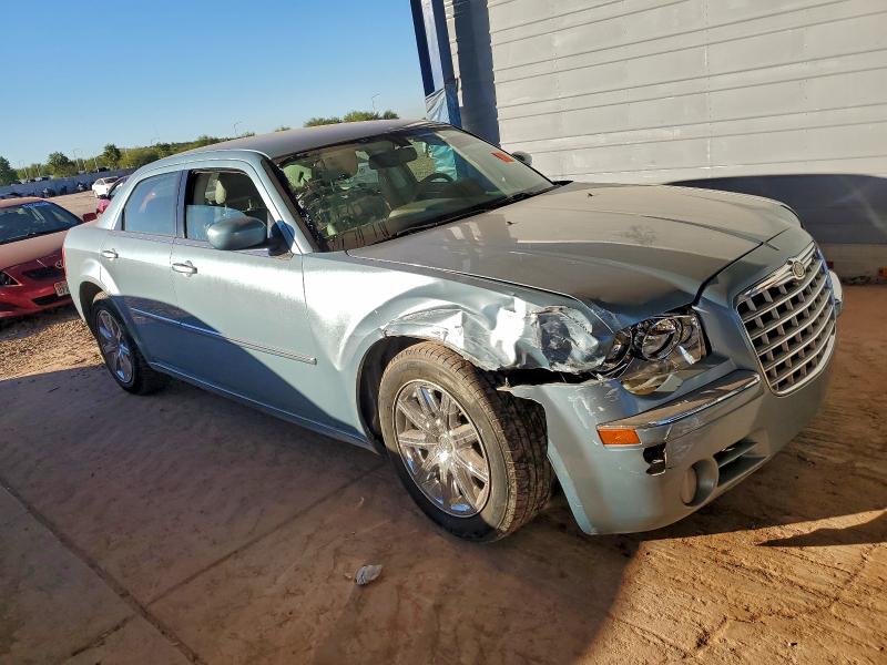 Photo 4 from auction – 2008 CHRYSLER 300 LIMITE with VIN 2C3KA33G18H267899