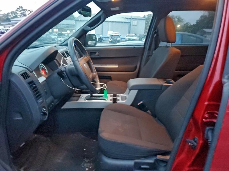 Photo 7 from auction – 2010 FORD ESCAPE XLT with VIN 1FMCU0DG2AKA70528