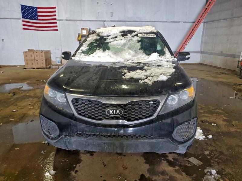 Photo 5 from auction – 2013 KIA SORENTO with VIN 5XYKT4A2XDG402678