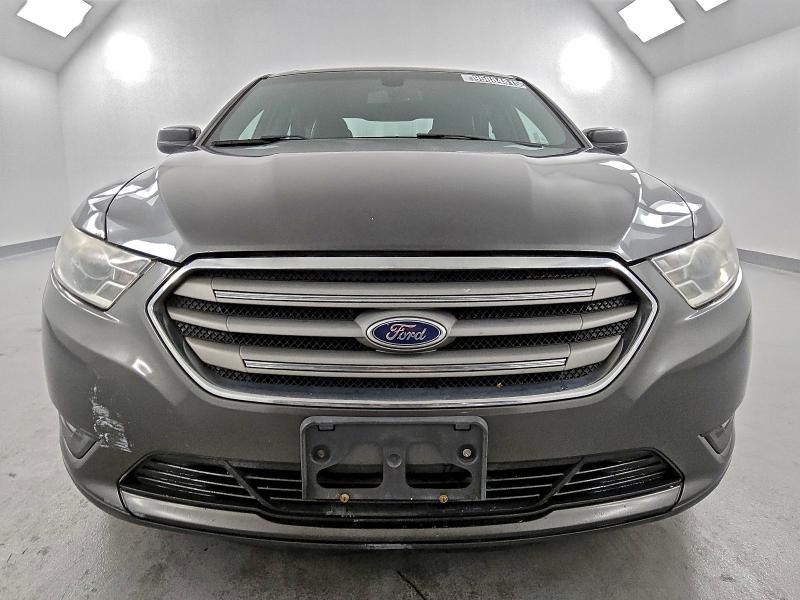 Photo 5 from auction – 2015 FORD TAURUS SEL with VIN 1FAHP2E83FG175244