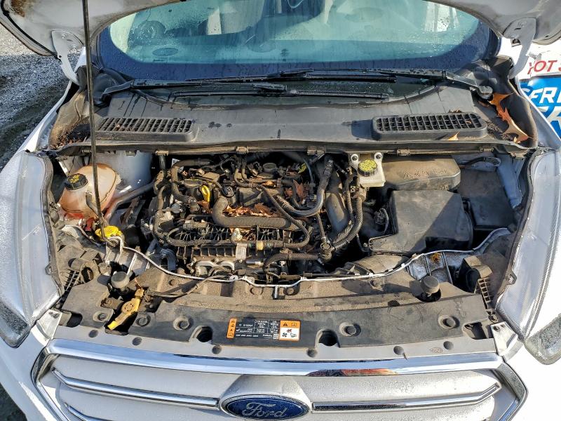 Photo 11 from auction – 2019 FORD ESCAPE SE with VIN 1FMCU0GD3KUB74923