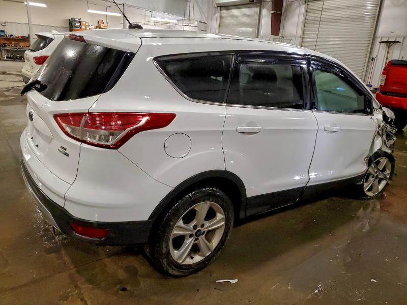 Photo 3 from auction – 2013 FORD ESCAPE SE with VIN 1FMCU9GX4DUB31483