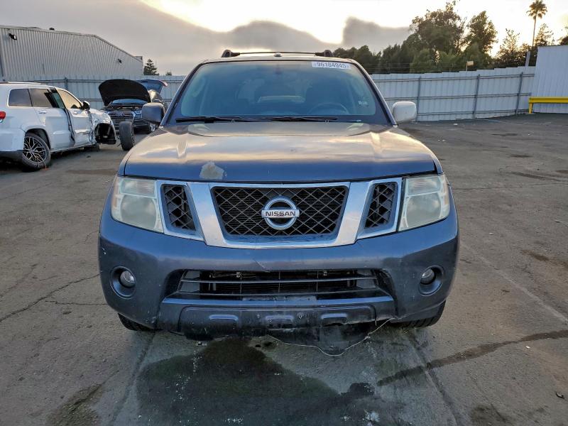 Photo 5 from auction – 2010 NISSAN PATHFINDER with VIN 5N1AR1NB3AC625918
