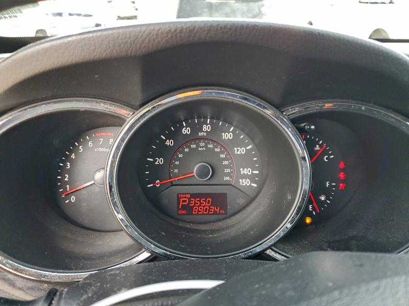 Photo 9 from auction – 2011 KIA SORENTO BA with VIN 5XYKTDA27BG179030