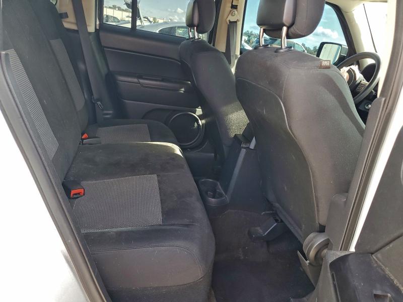 Photo 10 from auction – 2015 JEEP PATRIOT SP with VIN 1C4NJPBA6FD209097