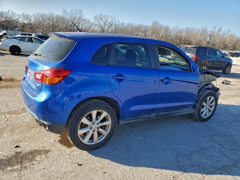 Photo 3 from auction – 2015 MITSUBISHI OUTLANDER with VIN 4A4AP3AU2FE047571