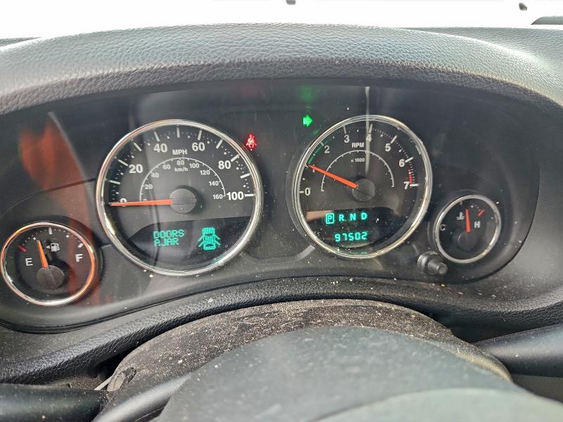 Photo 9 from auction – 2014 JEEP WRANGLER U with VIN 1C4BJWDG4EL206542