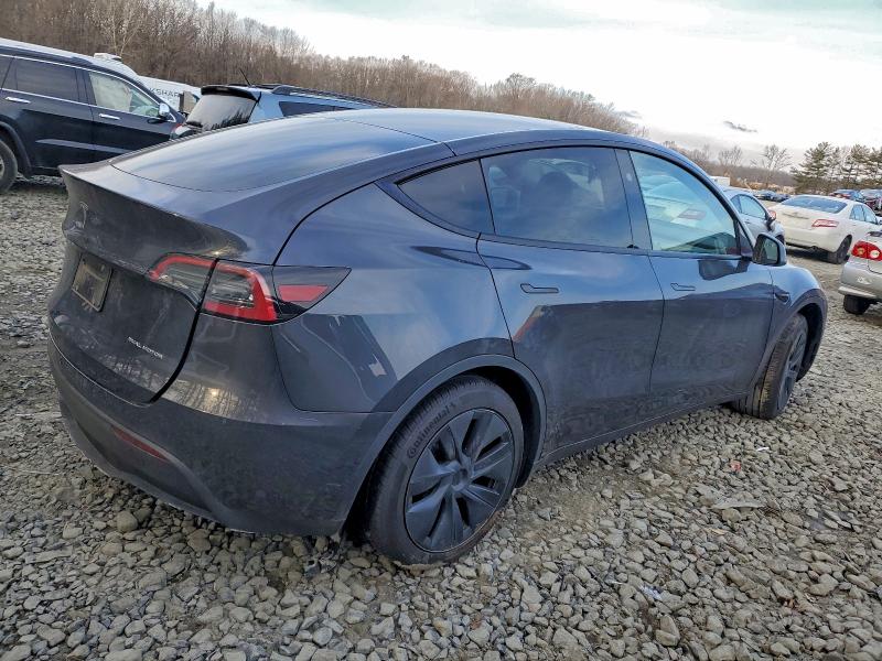 Photo 3 from auction – 2025 TESLA MODEL Y with VIN 7SAYGDEE5SA354577