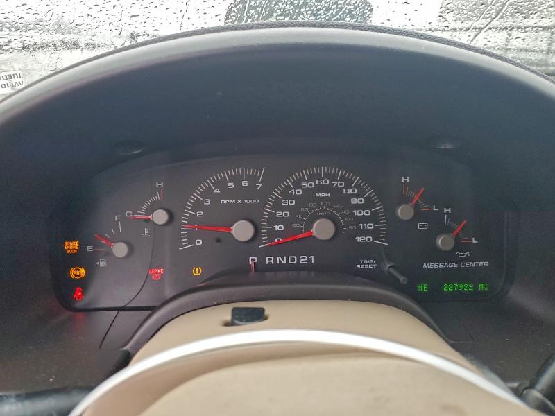 Photo 9 from auction – 2004 FORD EXPEDITION with VIN 1FMPU18L14LA21074