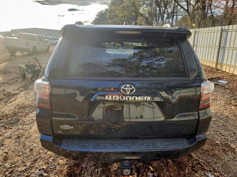 Photo 6 from auction – 2020 TOYOTA 4RUNNER SR with VIN JTEZU5JR0L5218528