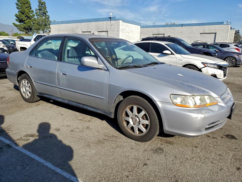 Photo 4 from auction – 2002 HONDA ACCORD EX with VIN 1HGCG66822A143085