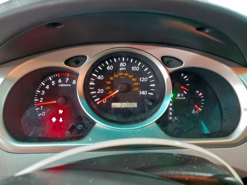 Photo 9 from auction – 2004 TOYOTA HIGHLANDER with VIN JTEEP21A840057441