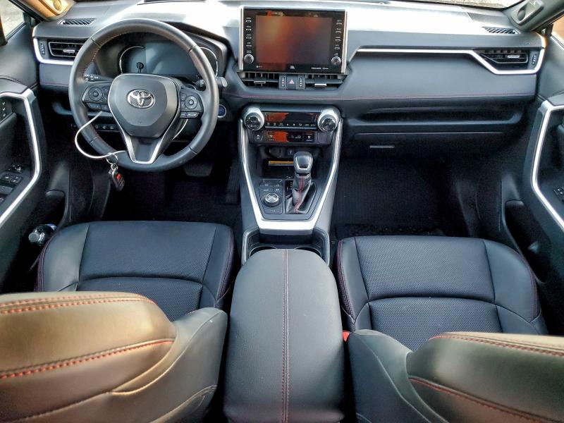 Photo 8 from auction – 2021 TOYOTA RAV4 PRIME with VIN JTMFB3FVXMD029139