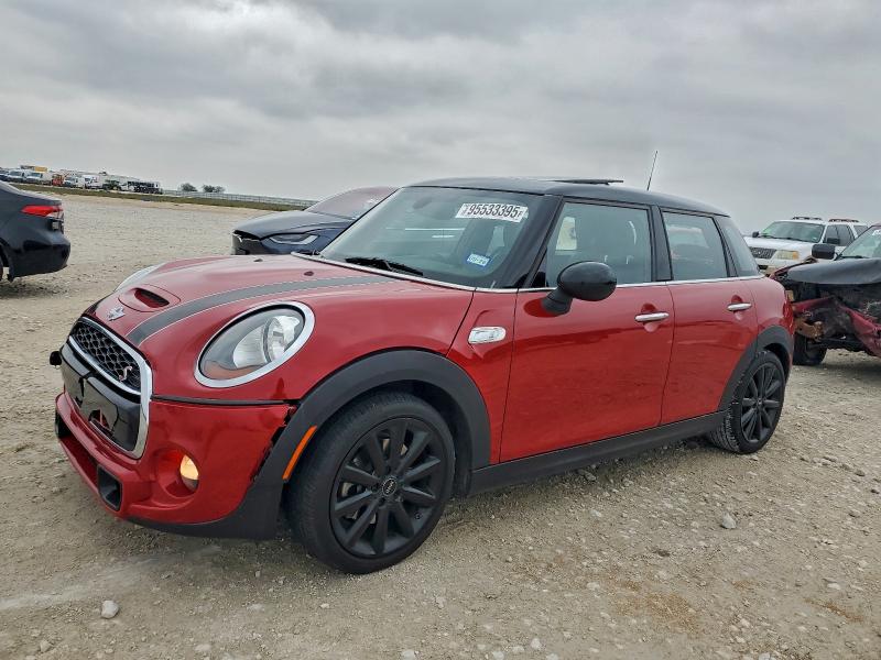 MINI COOPER S 2016 with VIN WMWXU3C57G2D29613 - Photo from auction