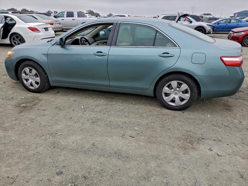 Photo 2 from auction – 2007 TOYOTA CAMRY CE with VIN 4T1BE46K97U628938