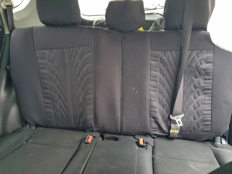 Photo 10 from auction – 2018 TOYOTA RAV4 with VIN JTMZFREV9JJ185580