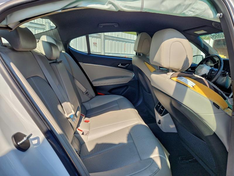 Photo 10 from auction – 2022 GENESIS G70 BASE with VIN KMTG34TA6NU093352