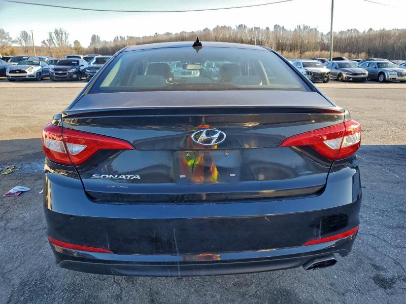Photo 6 from auction – 2016 HYUNDAI SONATA SE with VIN 5NPE24AF8GH334316
