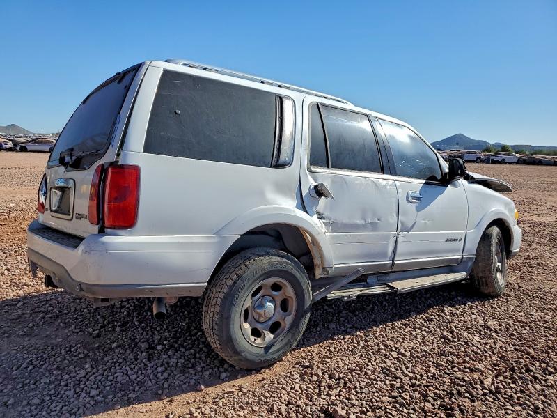 Photo 3 from auction – 2002 LINCOLN NAVIGATOR with VIN 5LMFU28R02LJ15799