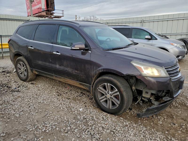 Photo 4 from auction – 2015 CHEVROLET TRAVERSE L with VIN 1GNKRGKD1FJ313933