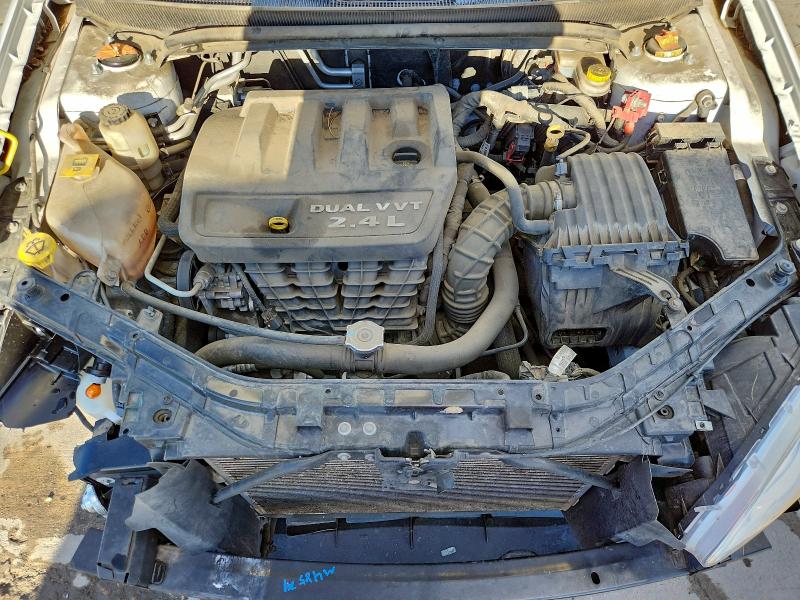 Photo 11 from auction – 2012 CHRYSLER 200 LX with VIN 1C3CCBAB5CN295351