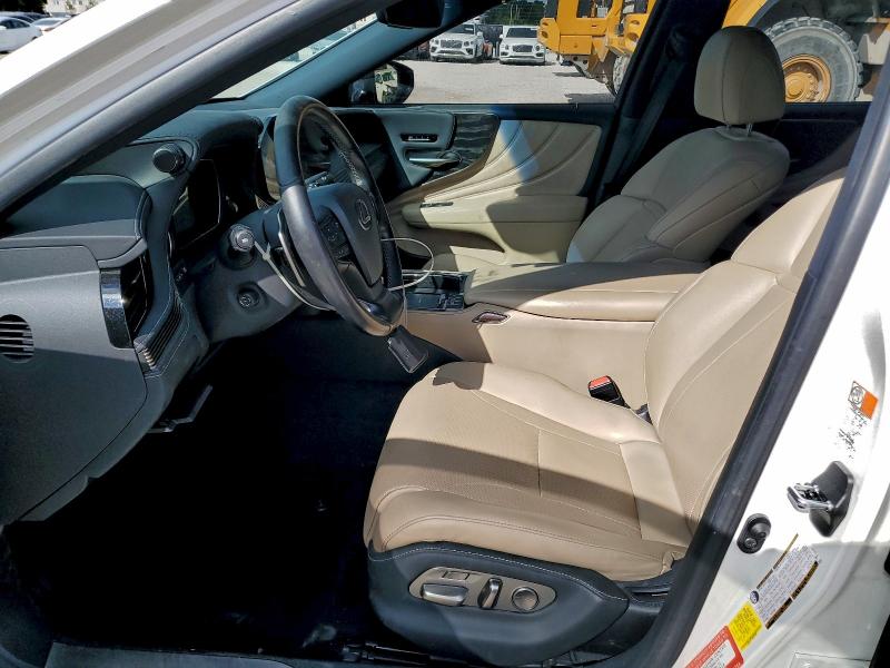 Photo 7 from auction – 2021 LEXUS LS 500 BAS with VIN JTHD51FFXM5013995