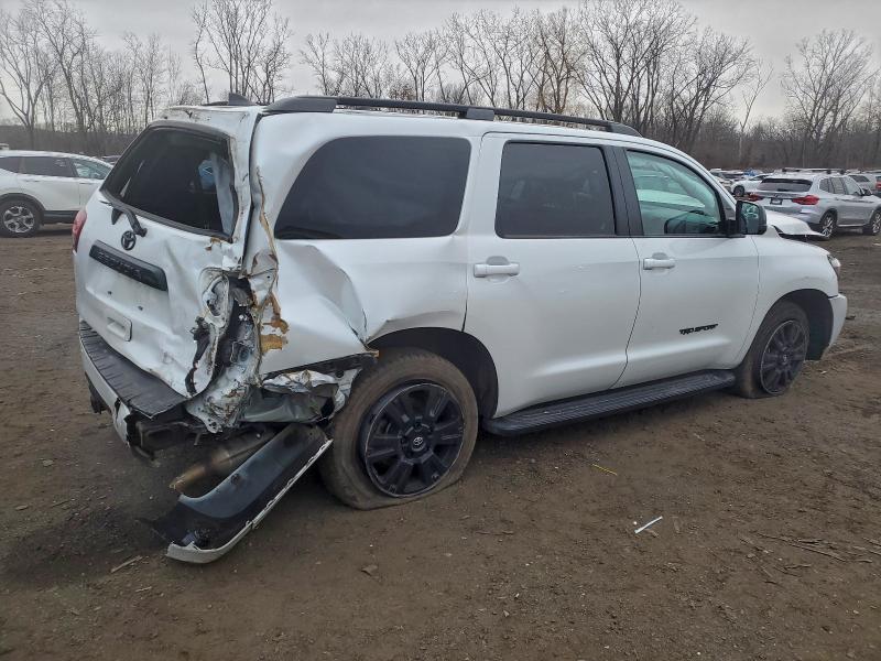 Photo 3 from auction – 2022 TOYOTA SEQUOIA SR with VIN 5TDCY5B15NS188284