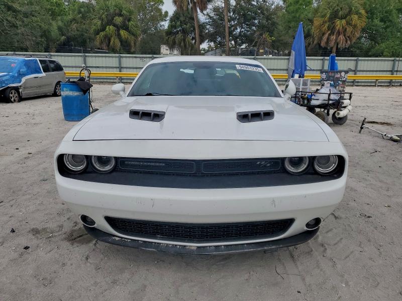 Photo 5 from auction – 2018 DODGE CHALLENGER with VIN 2C3CDZBT2JH270992