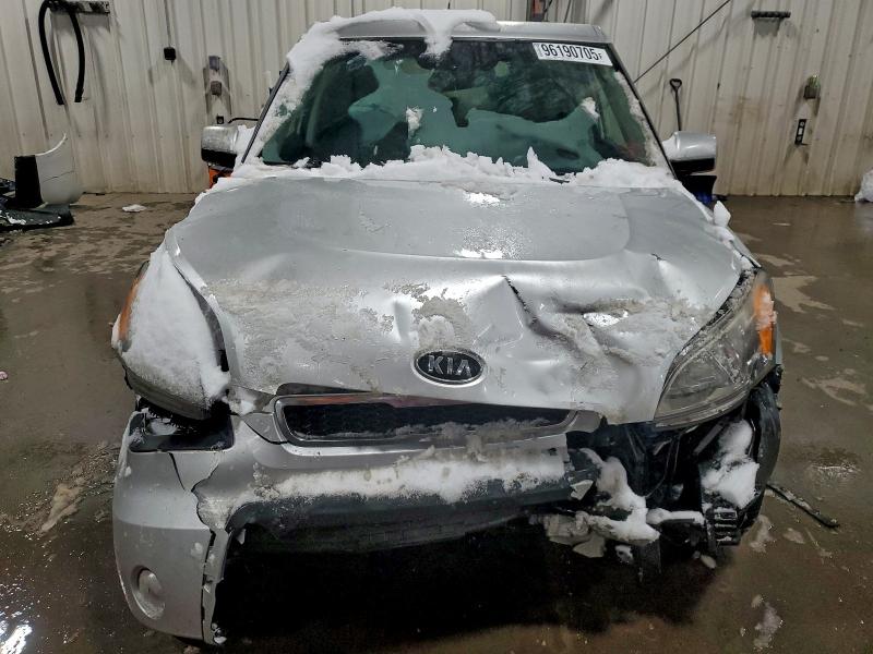 Photo 5 from auction – 2010 KIA SOUL + with VIN KNDJT2A23A7180879