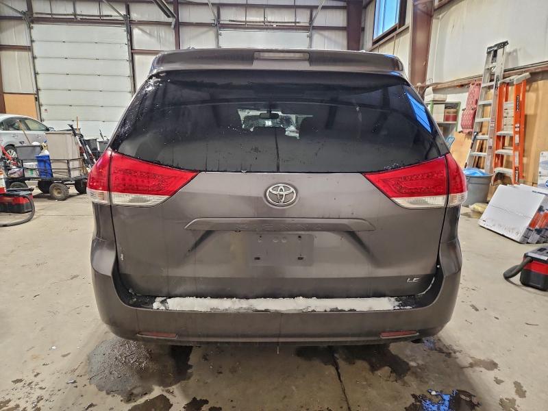 Photo 6 from auction – 2011 TOYOTA SIENNA LE with VIN 5TDKK3DC0BS011136