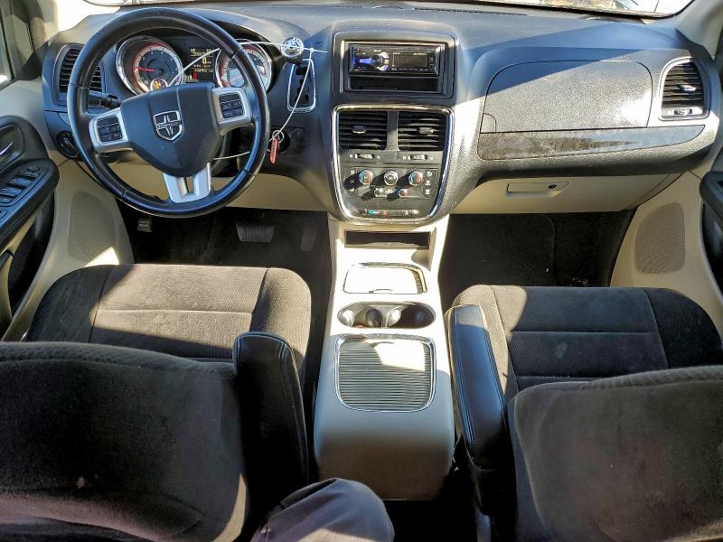Photo 8 from auction – 2013 DODGE GRAND CARA with VIN 2C4RDGCG0DR739152