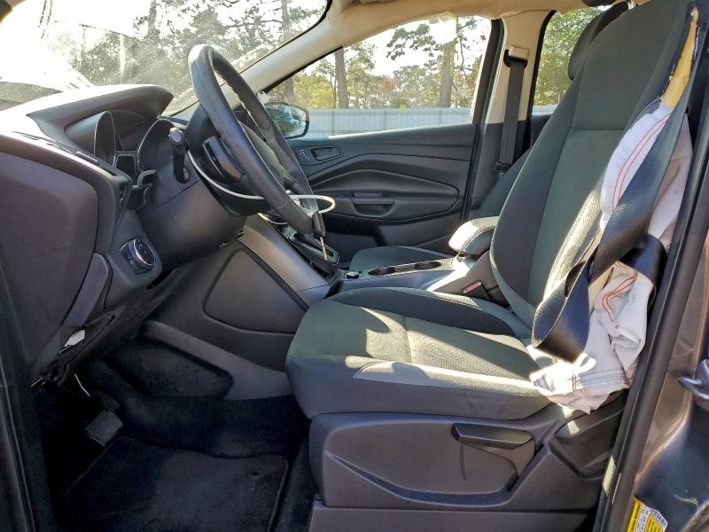 Photo 7 from auction – 2013 FORD ESCAPE S with VIN 1FMCU0F78DUC61506