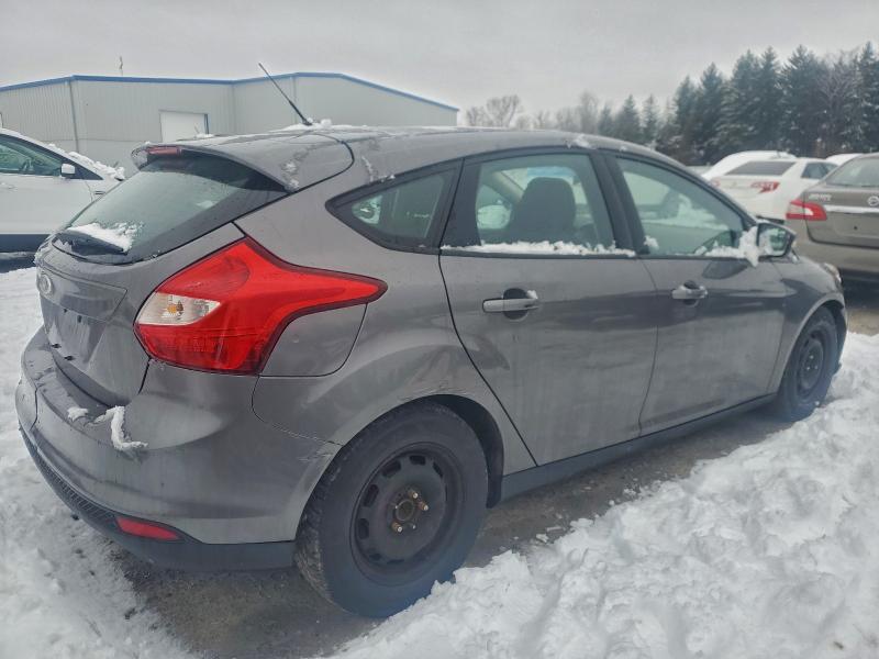 Photo 3 from auction – 2013 FORD FOCUS SE with VIN 1FADP3K23DL199147